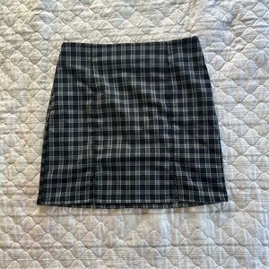 Full Tilt black and white plaid skirt